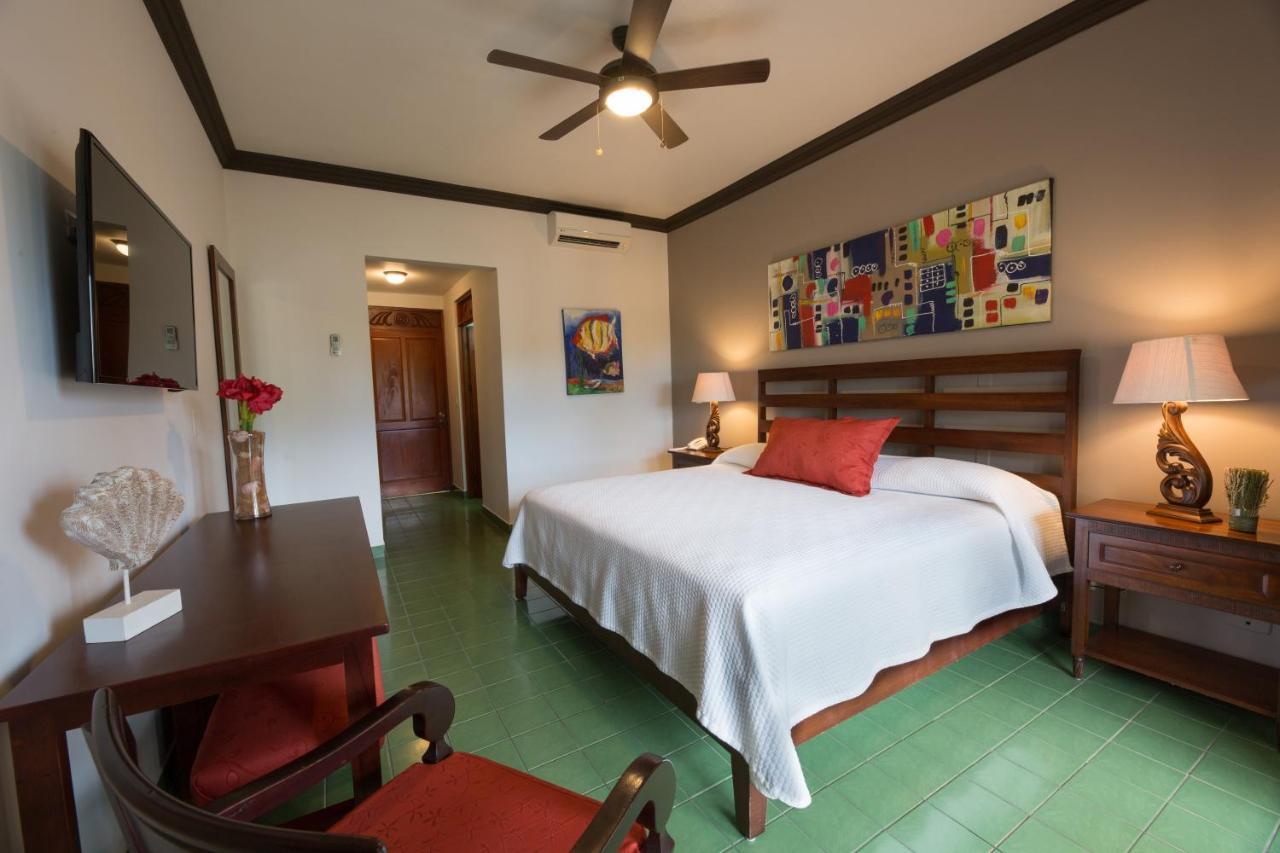 Отель Club Del Mar Oceanfront Хако Экстерьер фото