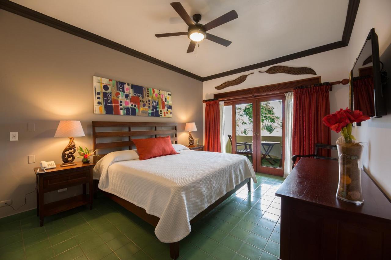 Отель Club Del Mar Oceanfront Хако Экстерьер фото
