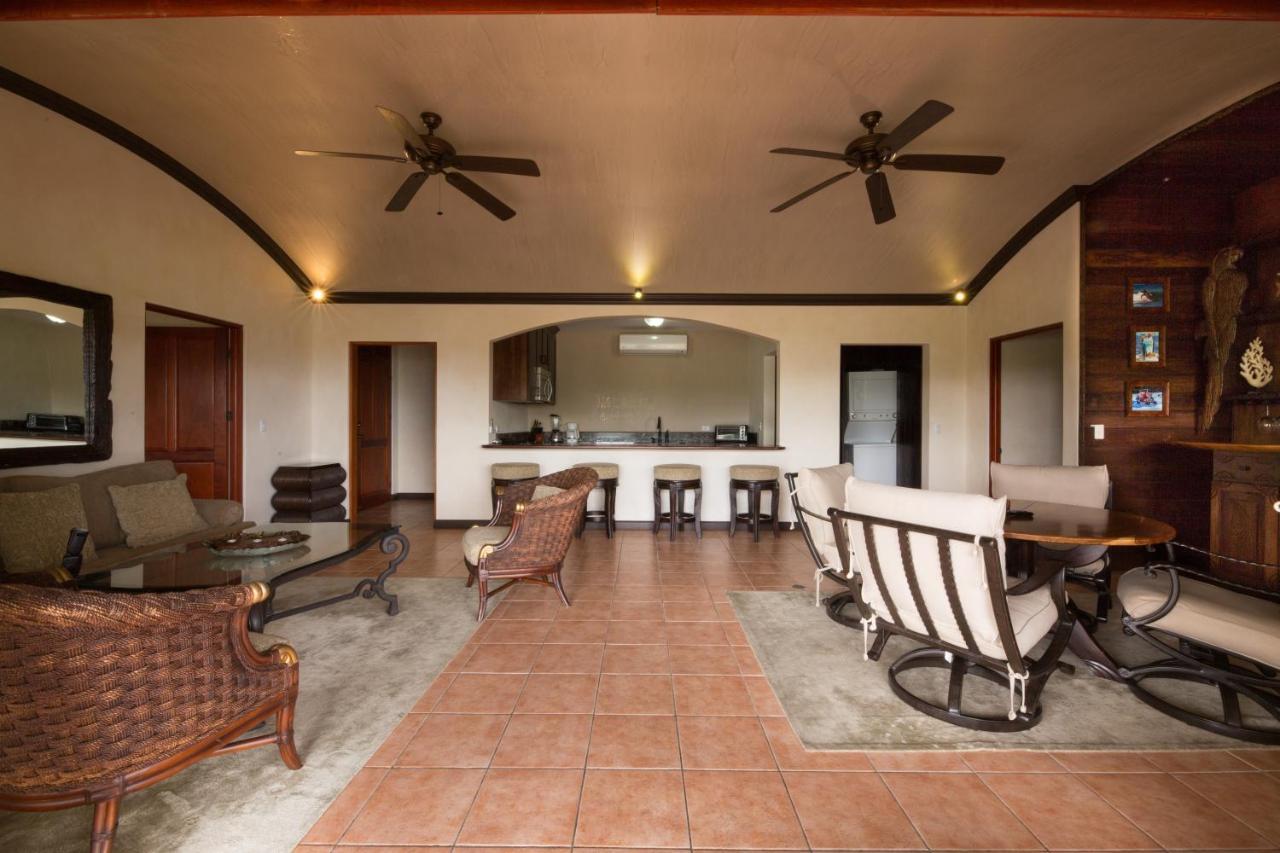 Отель Club Del Mar Oceanfront Хако Экстерьер фото